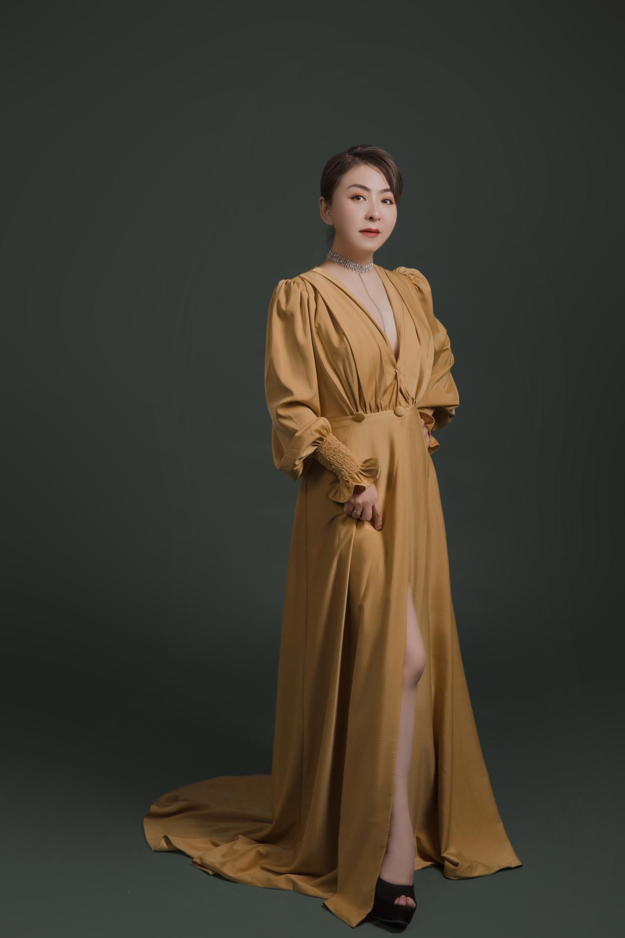 中国美业名师录（美容）——李庆华