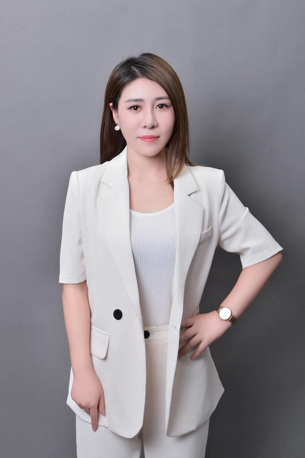 国内半永久纹绣专家：赋能每一位爱美人士——刘思燕